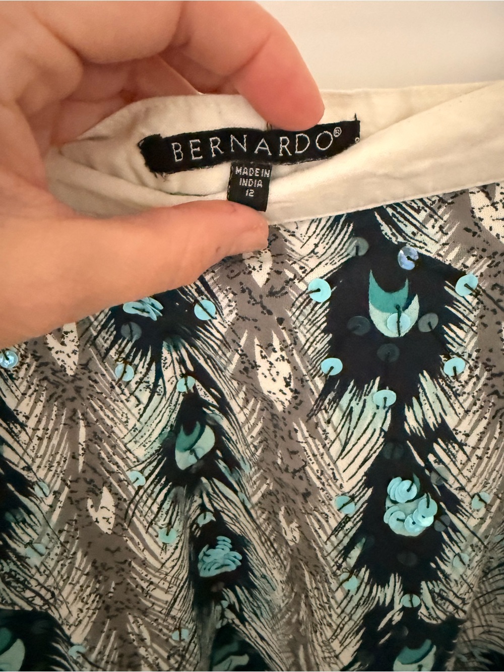 Vintage Bernardo Peacock Feather Skirt Sequins Block Print Coastal Chic size 12 - Picture 2 of 8